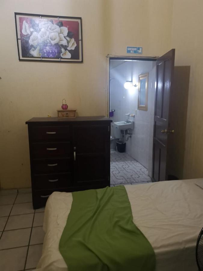 Hostal 瓜达拉哈拉 外观 照片