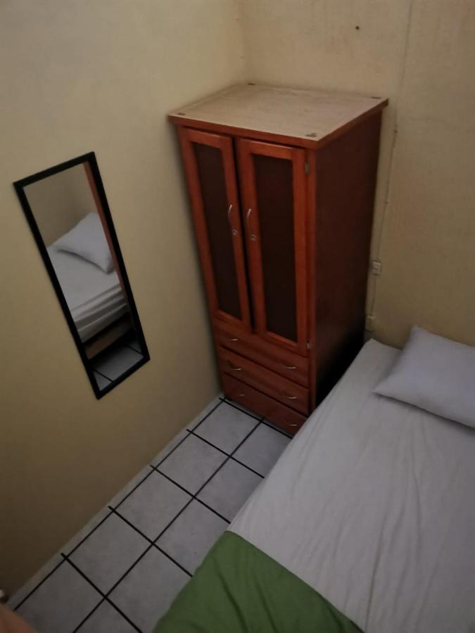 Hostal 瓜达拉哈拉 外观 照片