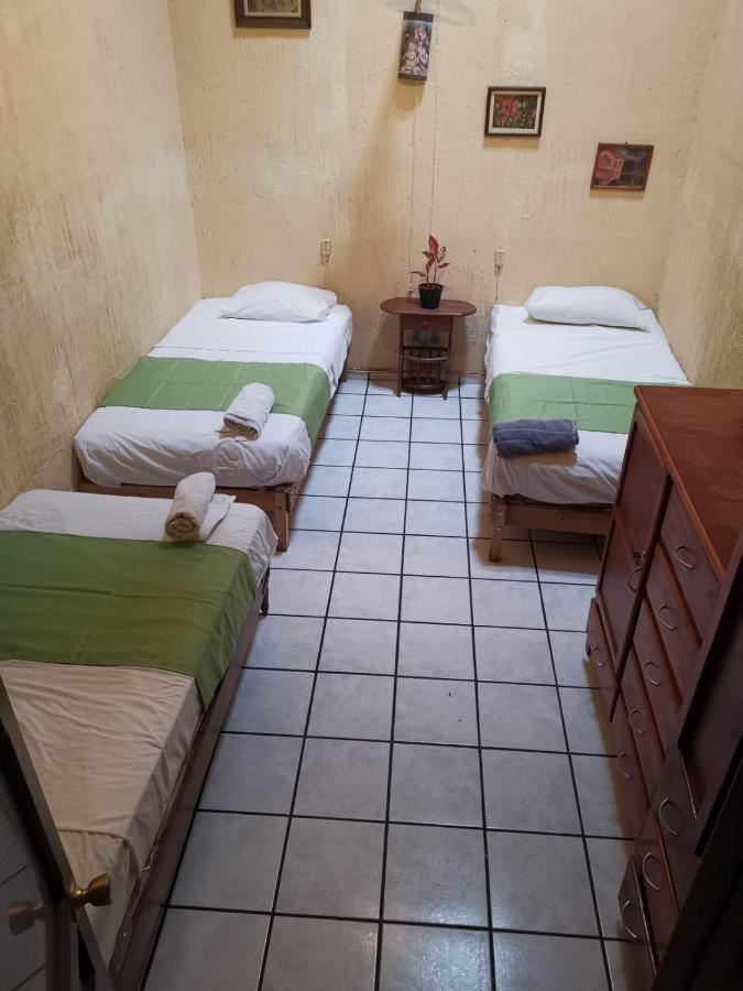 Hostal 瓜达拉哈拉 外观 照片