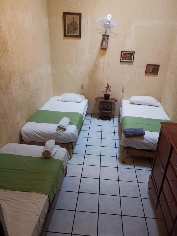 Hostal 瓜达拉哈拉 外观 照片